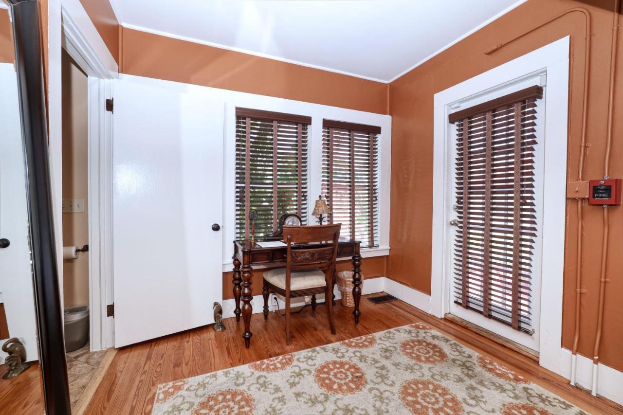 The Hibiscus House Of Fort Myers Exterior foto